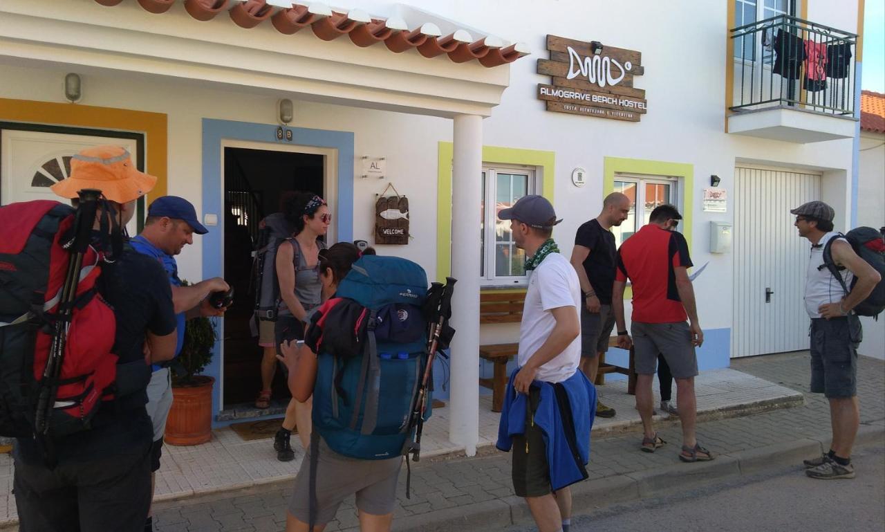 Almograve Beach Hostel Екстериор снимка