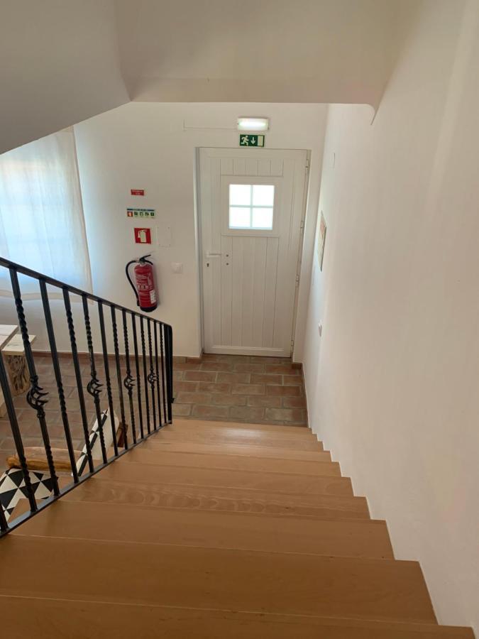 Almograve Beach Hostel Екстериор снимка