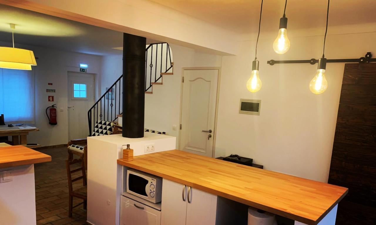 Almograve Beach Hostel Екстериор снимка