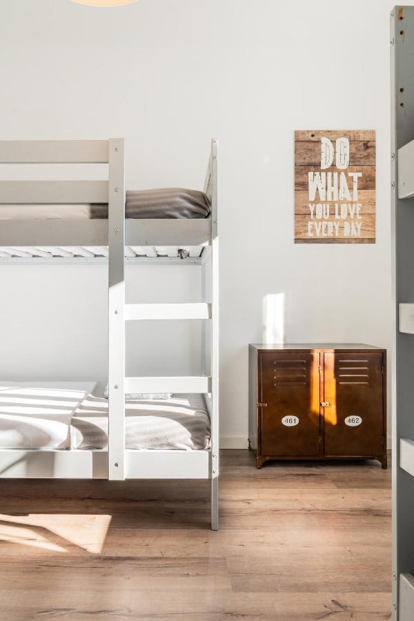 Almograve Beach Hostel Екстериор снимка