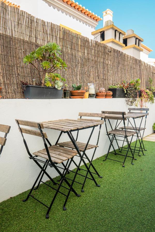 Almograve Beach Hostel Екстериор снимка